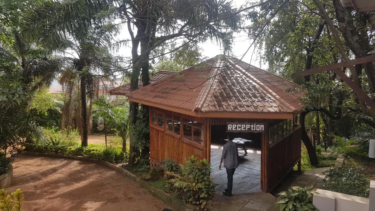 Kampala Forest Resort - Kfr Lodge Екстер'єр фото